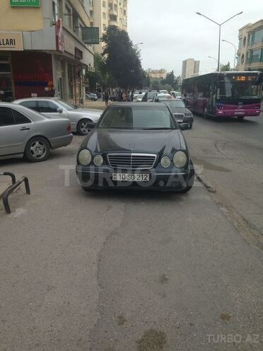 Mercedes E 240 2000, 148,000 km - 2.6 l - Bakı