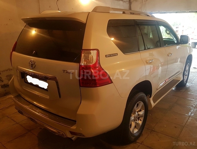 Toyota Prado 2011, 77,700 km - 2.7 л - Bakı