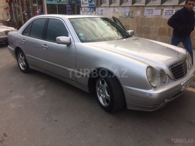 Mercedes E 320 2000, 280,000 km - 3.2 л - Bakı