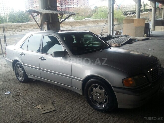 Mercedes C 230 1999, 208,000 km - 2.3 l - Bakı