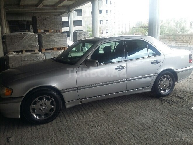 Mercedes C 230 1999, 208,000 km - 2.3 l - Bakı
