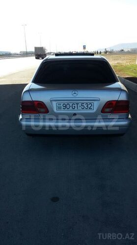 Mercedes E 220 1997, 48,000 km - 2.2 l - Bakı