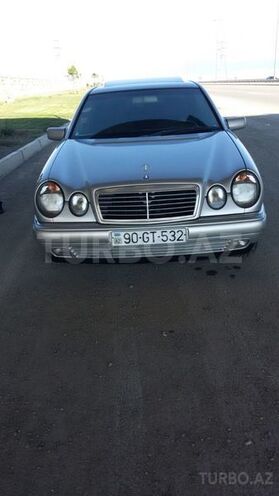 Mercedes E 220 1997, 48,000 km - 2.2 l - Bakı