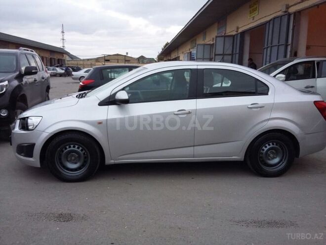 Chevrolet Aveo 2011, 1,500 km - 1.4 л - Bakı