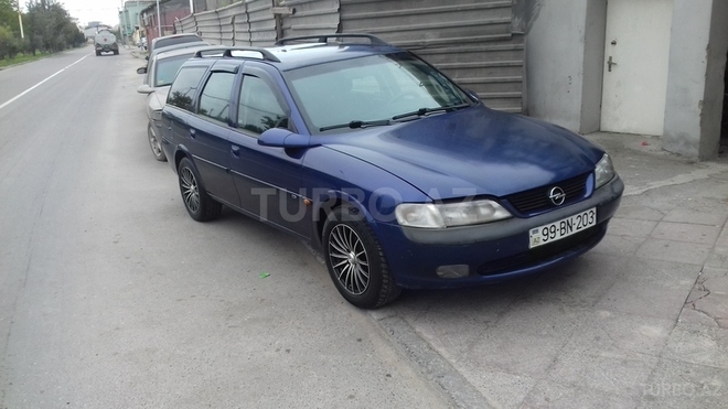 Opel Vectra 1997, 272,357 km - 1.8 l - Bakı