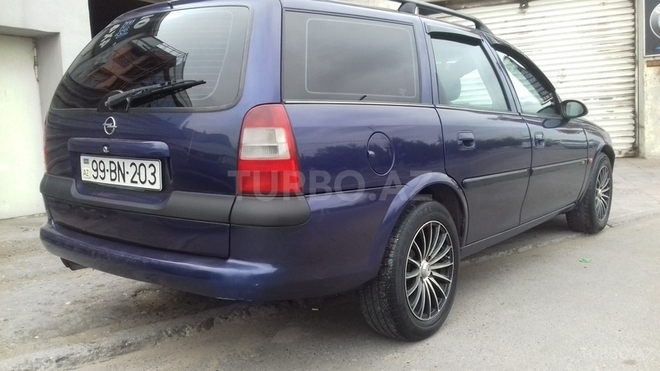 Opel Vectra 1997, 272,357 km - 1.8 l - Bakı