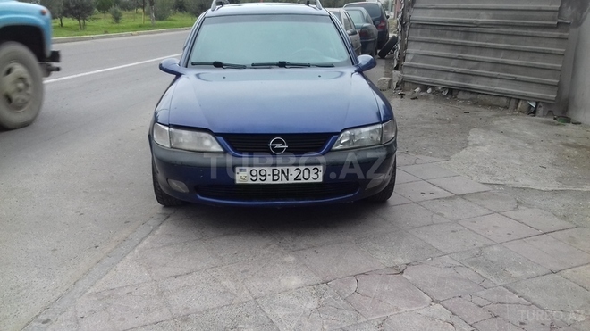 Opel Vectra 1997, 272,357 km - 1.8 l - Bakı