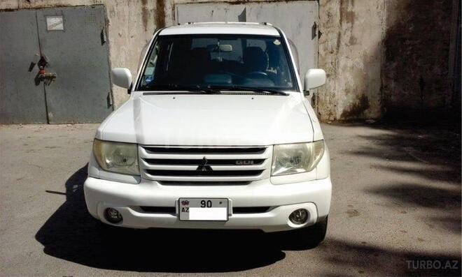 Mitsubishi Pajero io 2002, 147,000 km - 2.0 l - Bakı