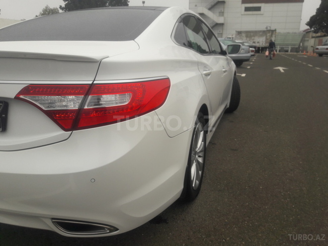 Hyundai Azera 2011, 133,000 km - 2.4 л - Gəncə
