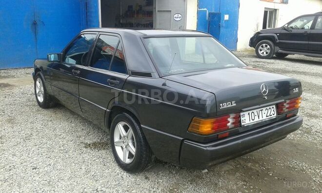 Mercedes 190 1992, 326,767 km - 1.8 л - Bakı