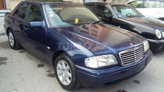 Mercedes C 180 1995, 285,000 km - 1.8 l - Bakı