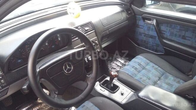 Mercedes C 180 1995, 285,000 km - 1.8 l - Bakı