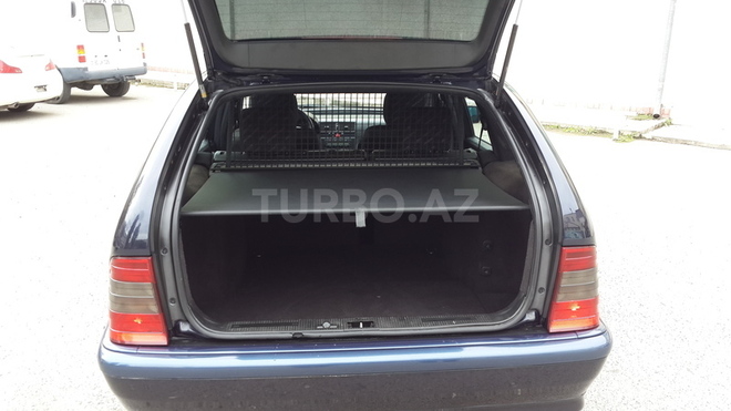 Mercedes C 220 2000, 218,000 km - 2.2 l - Bakı