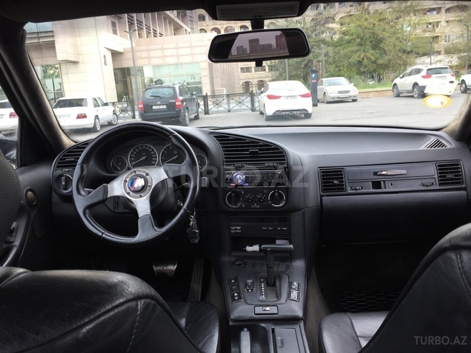 BMW 320 1993, 390,600 km - 2.0 л - Bakı
