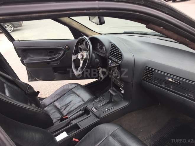 BMW 320 1993, 390,600 km - 2.0 л - Bakı