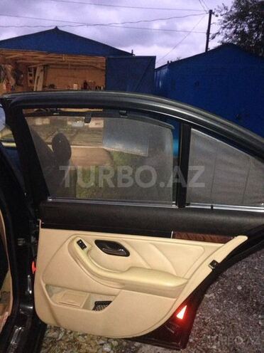 BMW 525 2003, 202,000 km - 2.5 l - Sumqayıt
