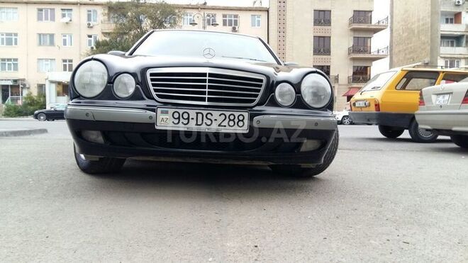 Mercedes E 240 2000, 210,000 km - 2.6 l - Bakı