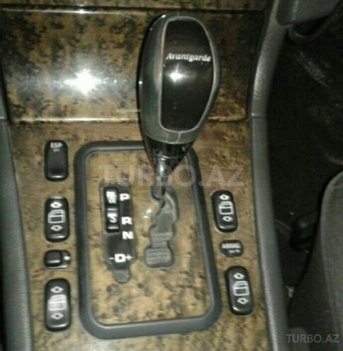 Mercedes E 220 2000, 207,500 km - 2.2 l - Bakı