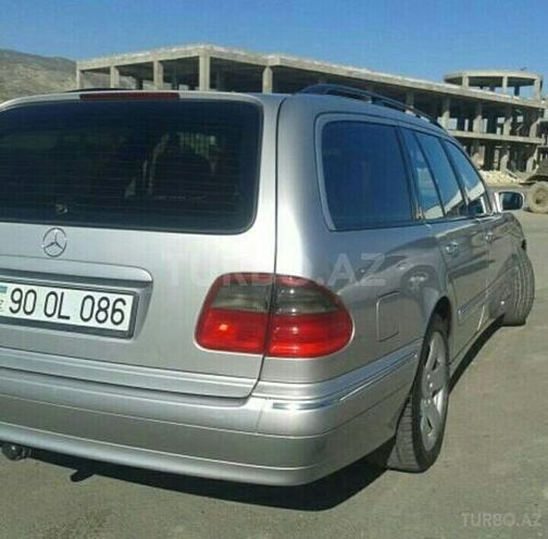 Mercedes E 220 2000, 207,500 km - 2.2 l - Bakı