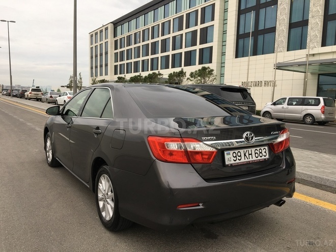 Toyota Camry 2013, 81,500 km - 2.5 l - Bakı