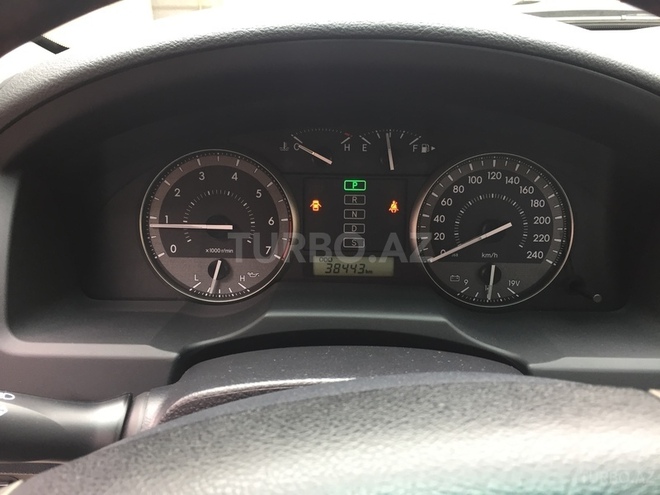 Toyota Land Cruiser 2013, 38,000 km - 4.0 l - Bakı