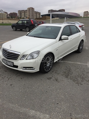 Mercedes E 220 2011, 166,000 km - 2.1 l - Bakı