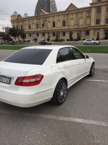 Mercedes E 220 2011, 166,000 km - 2.1 l - Bakı