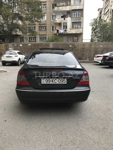 Mercedes E 240 2004, 230,000 km - 2.6 л - Bakı