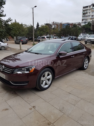 Volkswagen Passat 2012, 50,000 km - 2.5 l - Gəncə