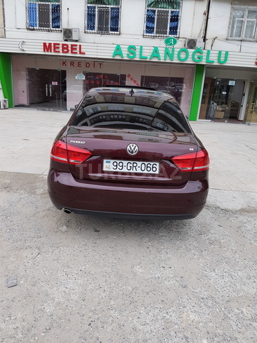 Volkswagen Passat 2012, 50,000 km - 2.5 l - Gəncə