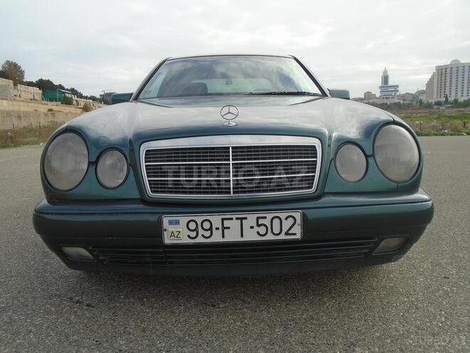 Mercedes E 220 1999, 340,000 km - 2.2 l - Bakı