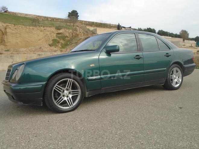 Mercedes E 220 1999, 340,000 km - 2.2 l - Bakı