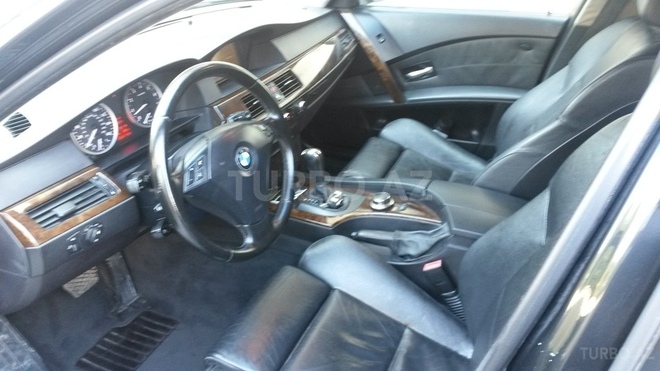 BMW 525 2005, 112,000 km - 2.5 l - Lerik