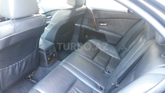 BMW 525 2005, 112,000 km - 2.5 l - Lerik
