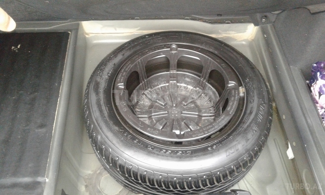 Mercedes E 240 2002, 262,900 km - 2.6 l - Bakı