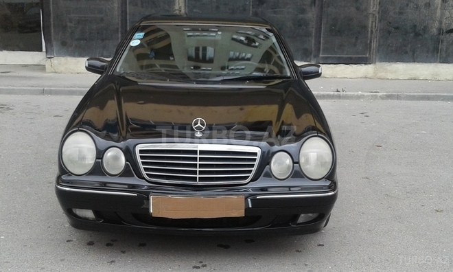 Mercedes E 240 2002, 262,900 km - 2.6 l - Bakı