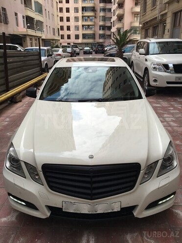 Mercedes E 200 2011, 65,306 km - 1.8 l - Bakı