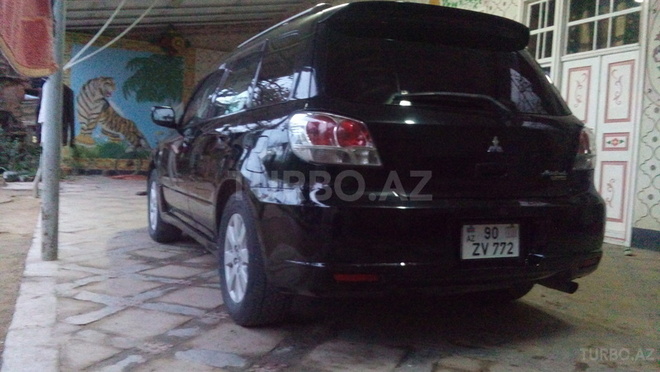 Mitsubishi Airtrek 2004, 2,000,000 km - 2.0 l - Bakı