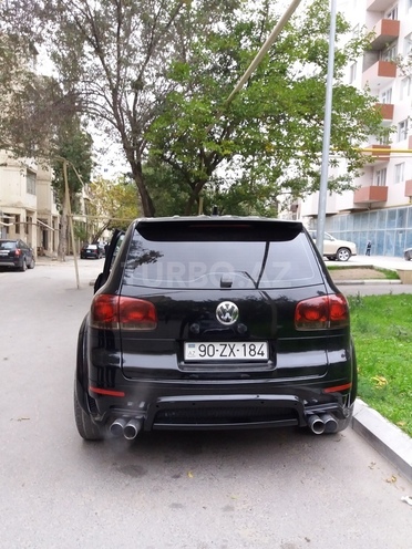 Volkswagen Touareg 2006, 211,570 km - 4.2 л - Bakı