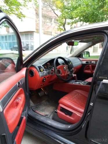 Volkswagen Touareg 2006, 211,570 km - 4.2 л - Bakı