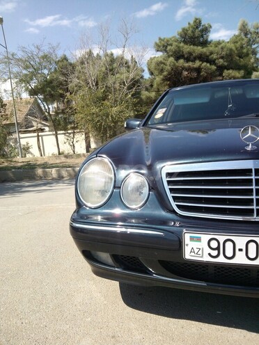 Mercedes E 270 1999, 317,000 km - 2.2 l - Bakı