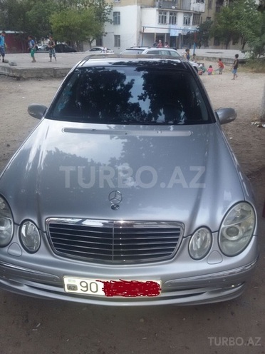 Mercedes E 270 2002, 323,000 km - 2.7 л - Bakı