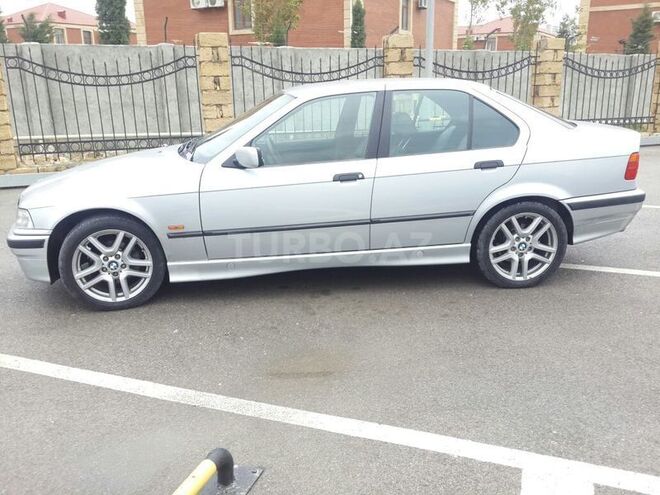 BMW 320 1997, 215,000 km - 2.0 l - Bakı