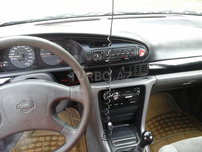 Nissan Bluebird 1997, 165,225 km - 2.0 l - Bakı