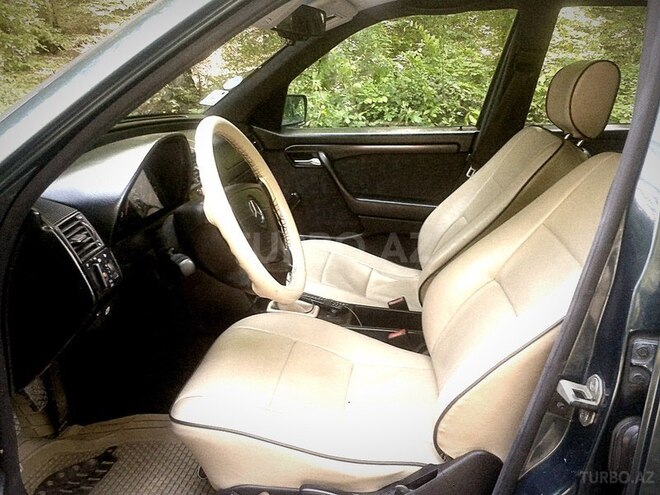 Mercedes C 180 1995, 2,115,154 km - 1.8 l - Qusar