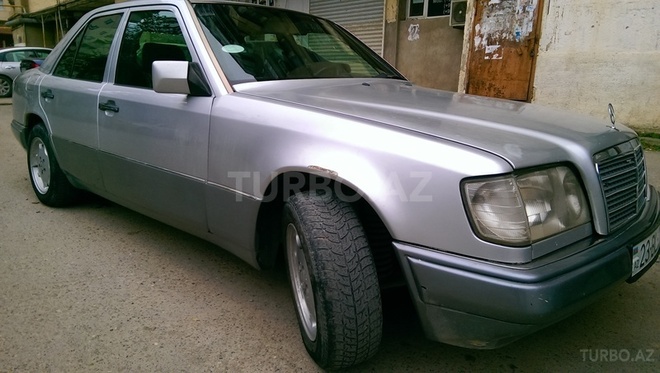 Mercedes E 200 1994, 465,000 km - 2.0 l - Bakı