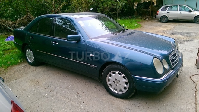 Mercedes E 290 1998, 245,000 km - 2.9 l - Bakı