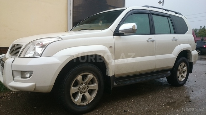 Toyota Prado 2009, 135,000 km - 2.7 l - Qusar