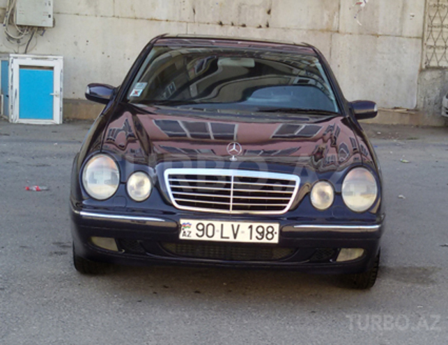 Mercedes E 270 1999, 250,000 km - 2.7 l - Bakı