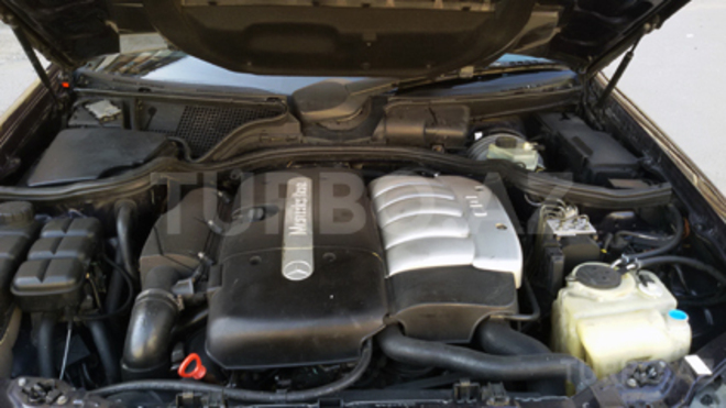 Mercedes E 270 1999, 250,000 km - 2.7 l - Bakı